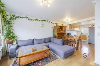 Bel-etage met tuin, garage én topligging in Herent!Op zoek naar een instapklare woning met ruimte, licht en een uitstekende ligging?Deze charmante...