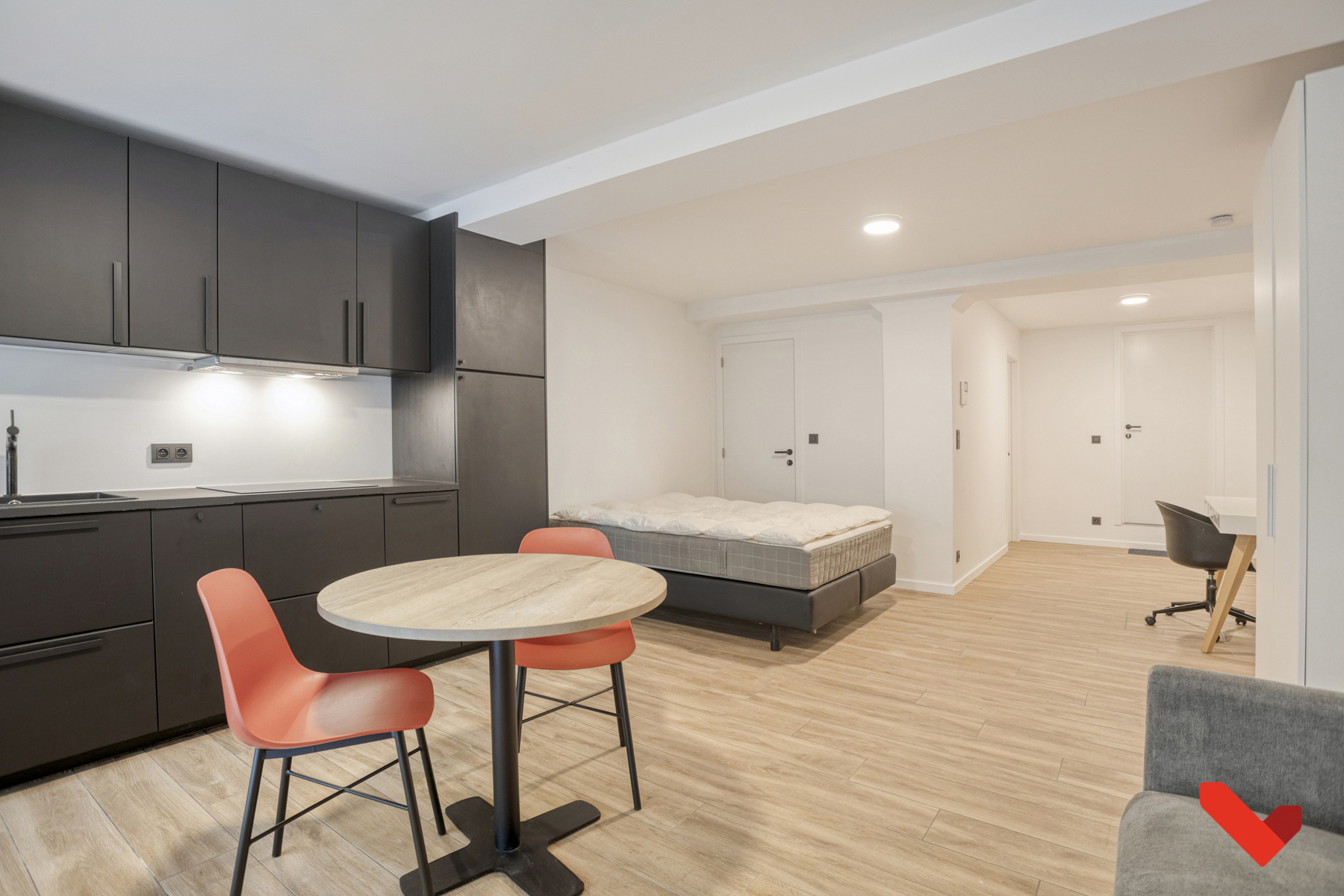 Gezellige studentenstudio met privé terras - foto 3