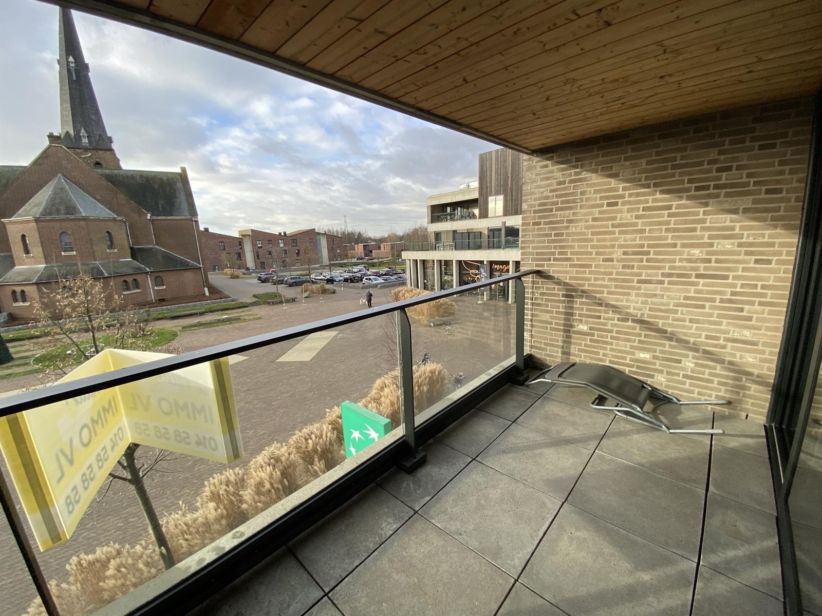 Goed gelegen appartement met twee slaapkamers en een zonnig terras. - foto 4