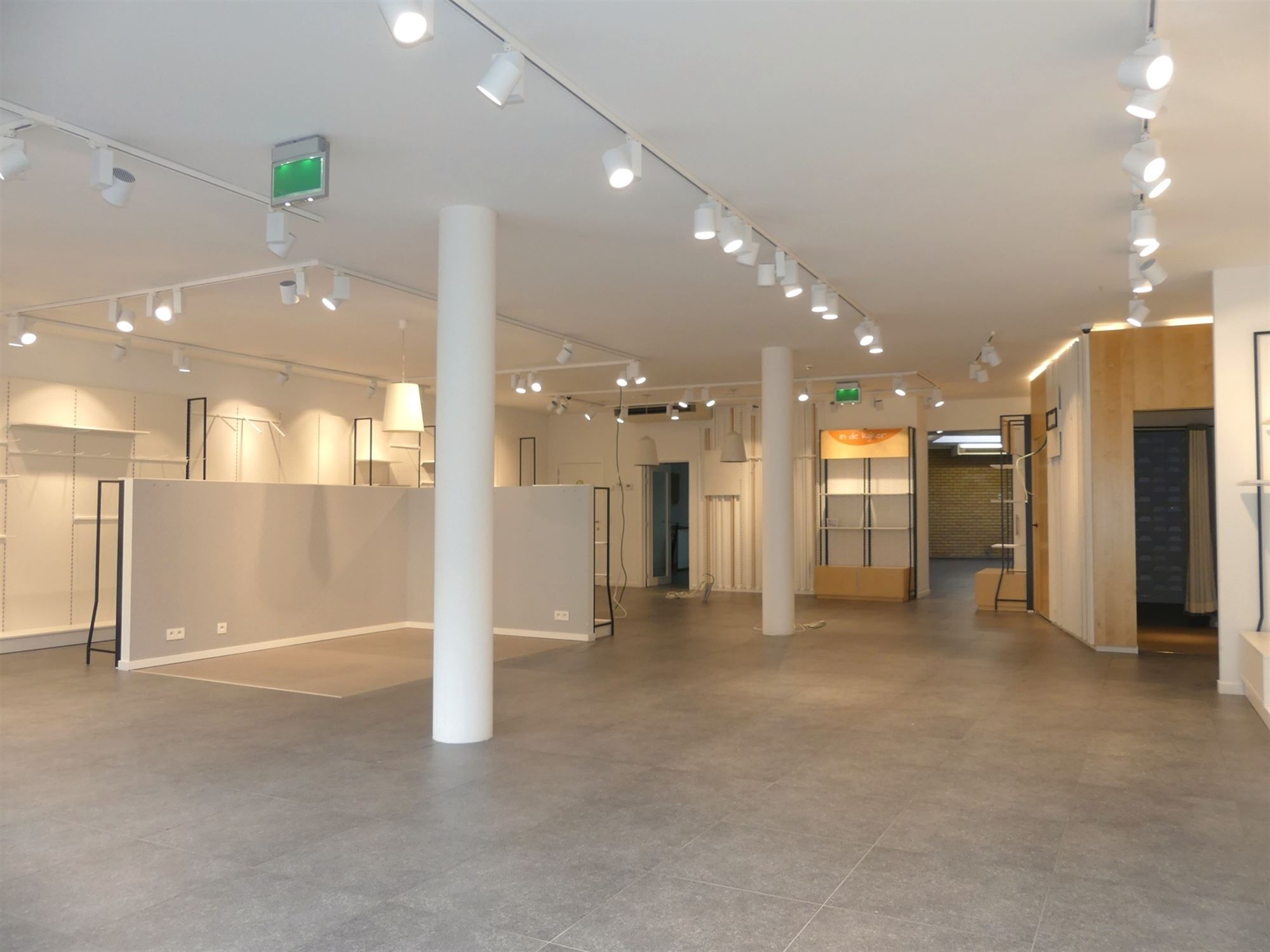 Commercial for rent in Diksmuide - photo 3