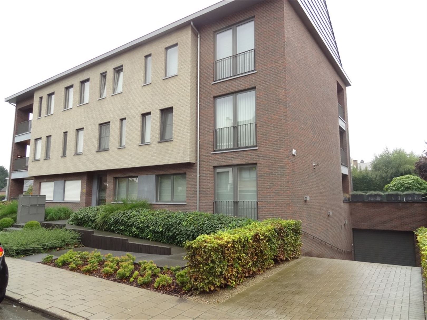 Ruime dubbele autostaanplaats. - foto 1