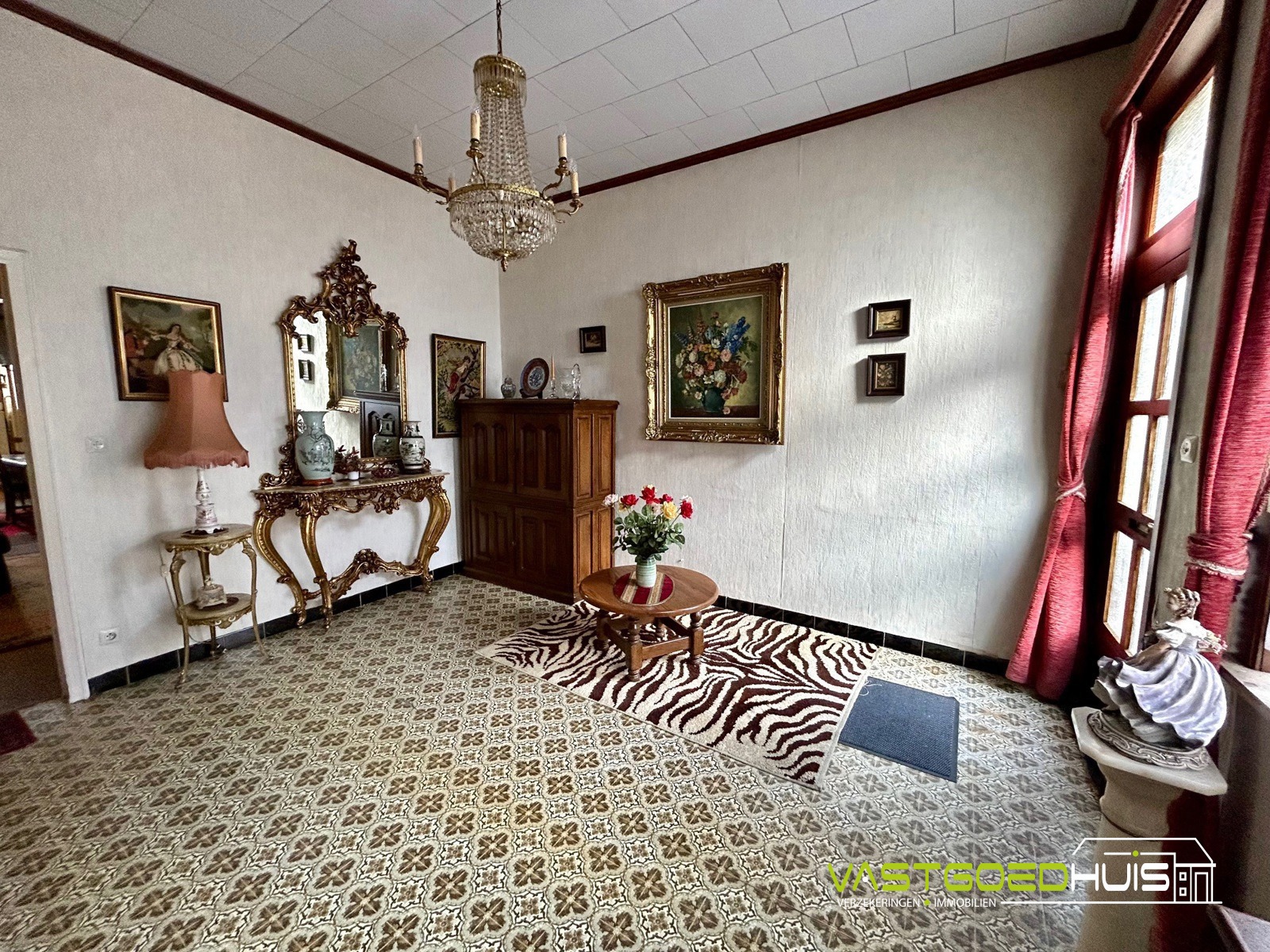 Te renoveren stadswoning met tuin  - foto 3