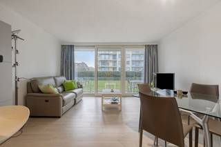 In de residentie Duneland te De Panne, op enkele stappen van zee en het natuurreservaat vinden we deze studio te koop. De studio is...