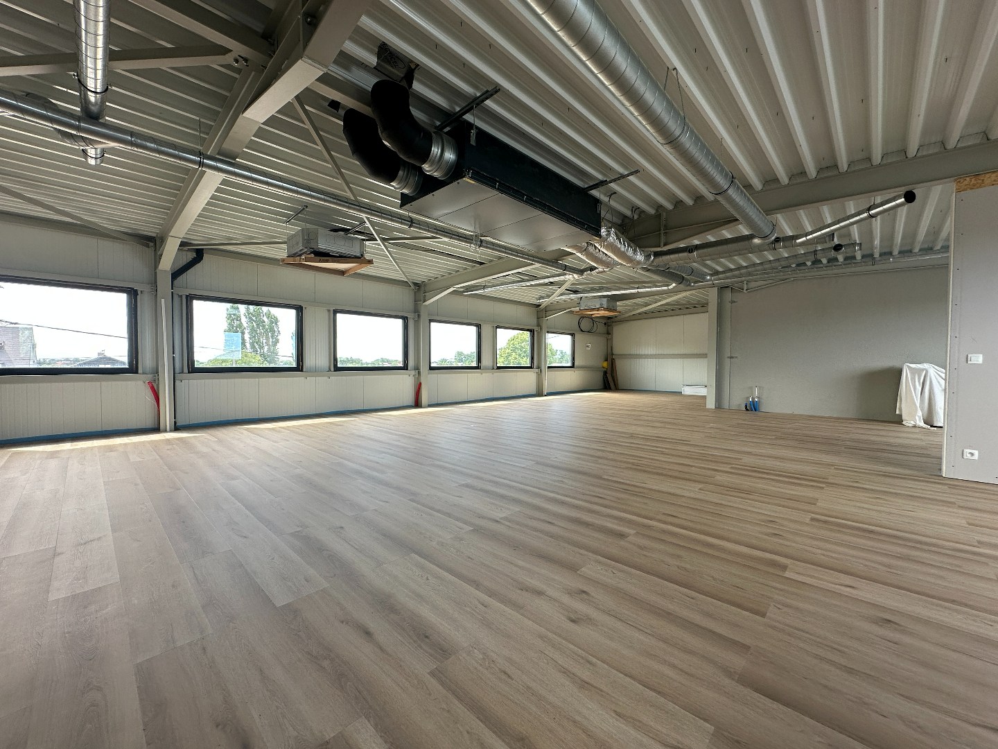Commercial for rent in Torhout - photo 5