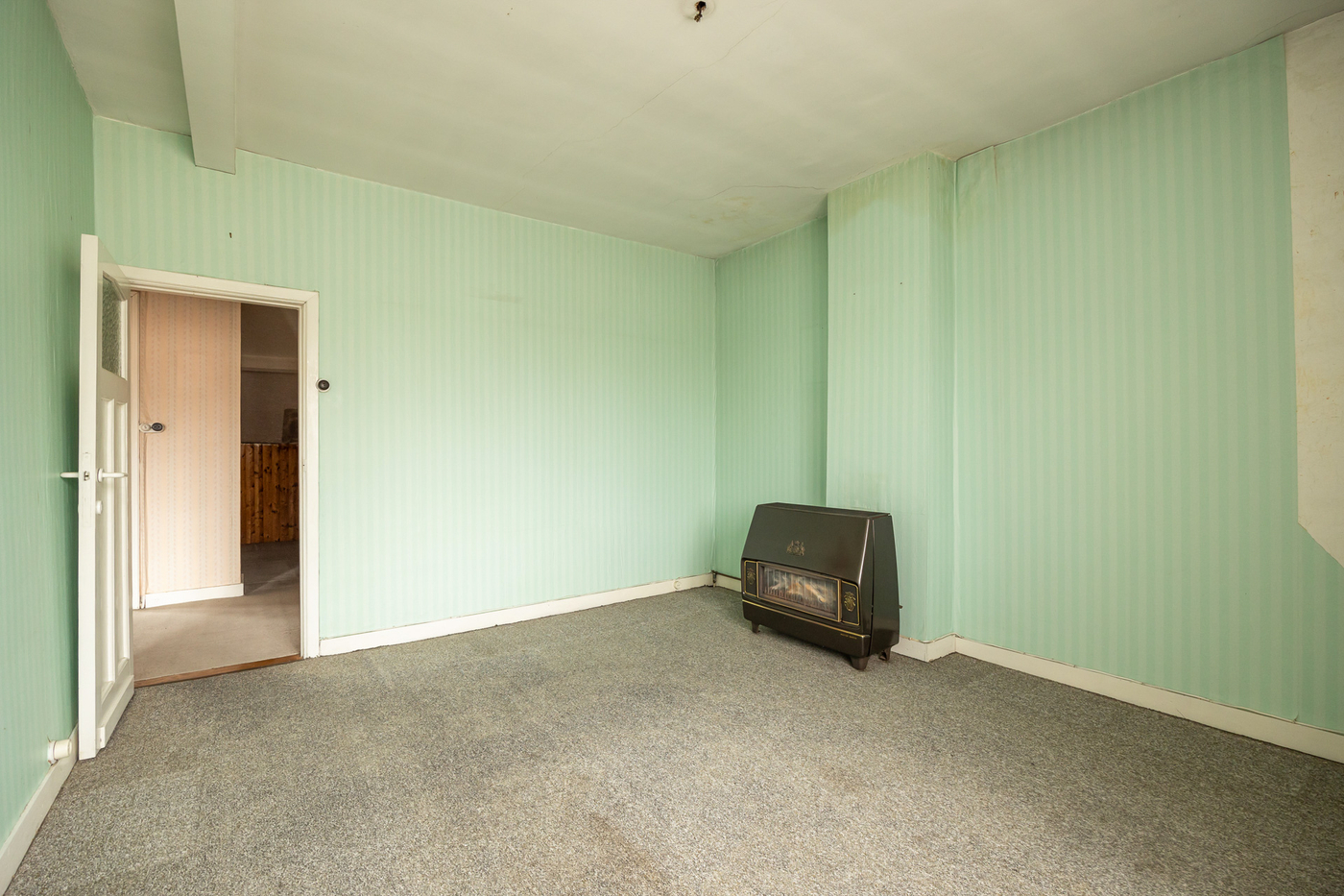 Renovatieproject met 5 slaapkamers en tuin - foto 2