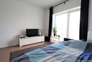 Gezellige en verzorgde studio op de 9e verdieping op Park Spoor Noord en naast AP hogeschool.Ingerichte keuken op tegelvloer voorzien van keramische...