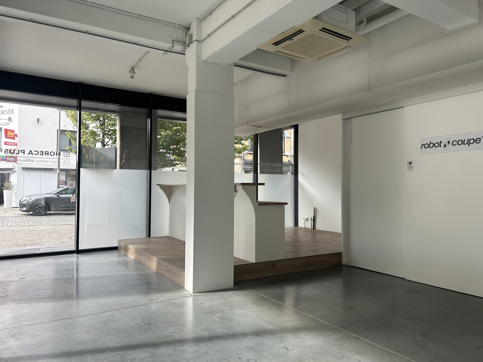 Commercial for sale in Antwerp - photo 5