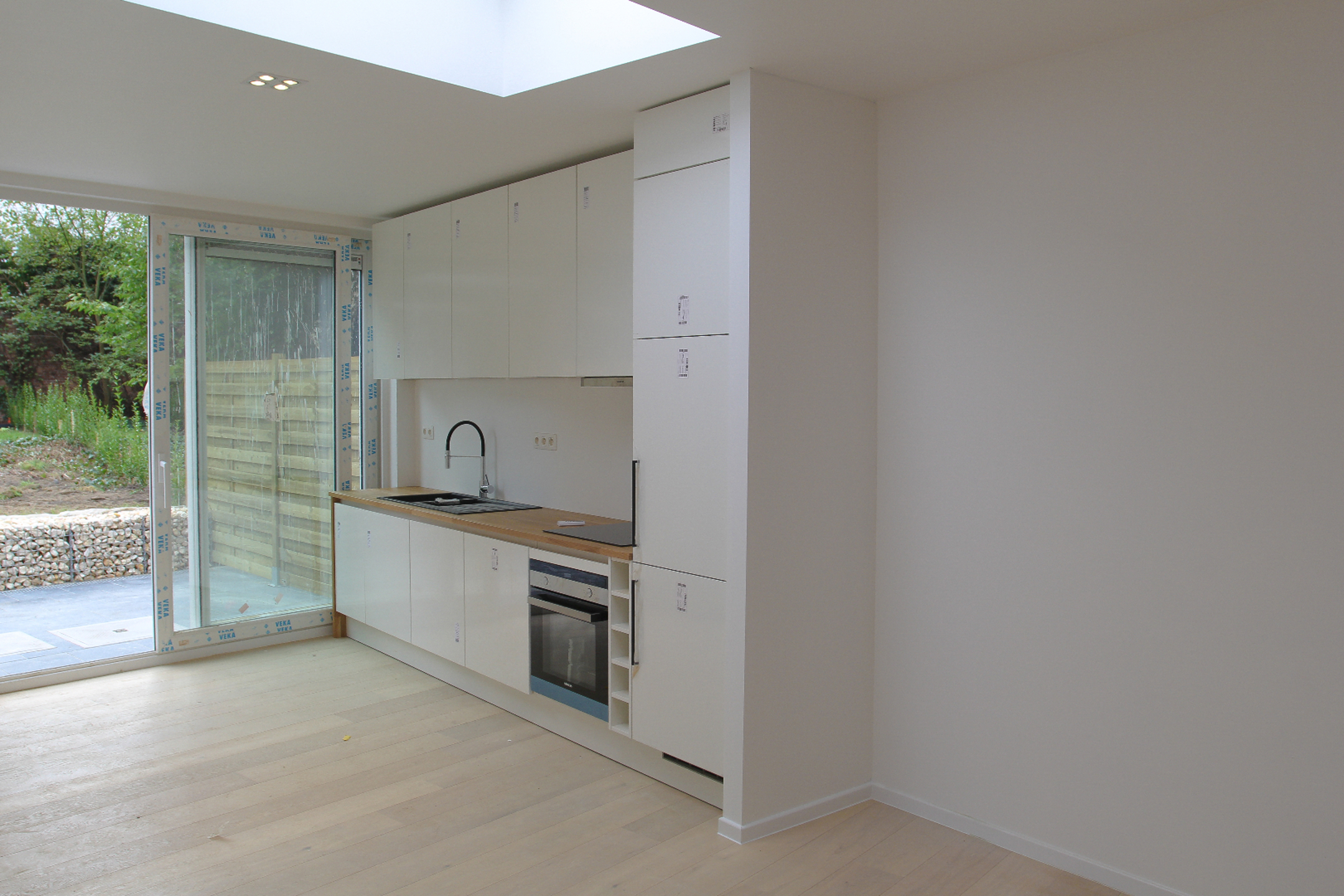 Gerenoveerde woning met 3 slaapkamers en tuin - foto 2