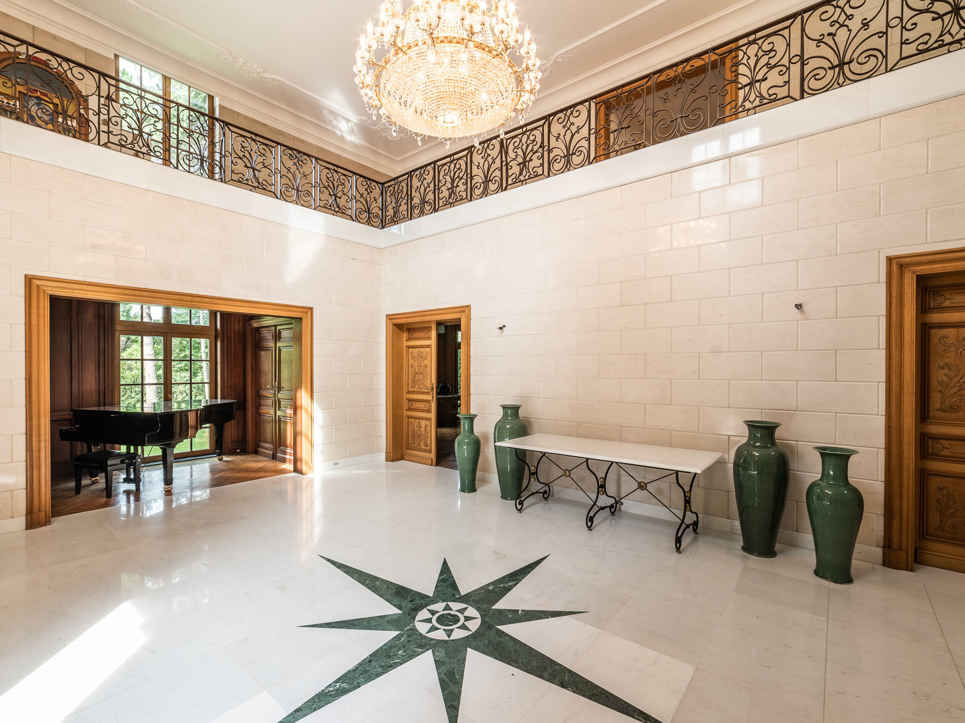 House for rent in Forest with 7 bedrooms - photo 5