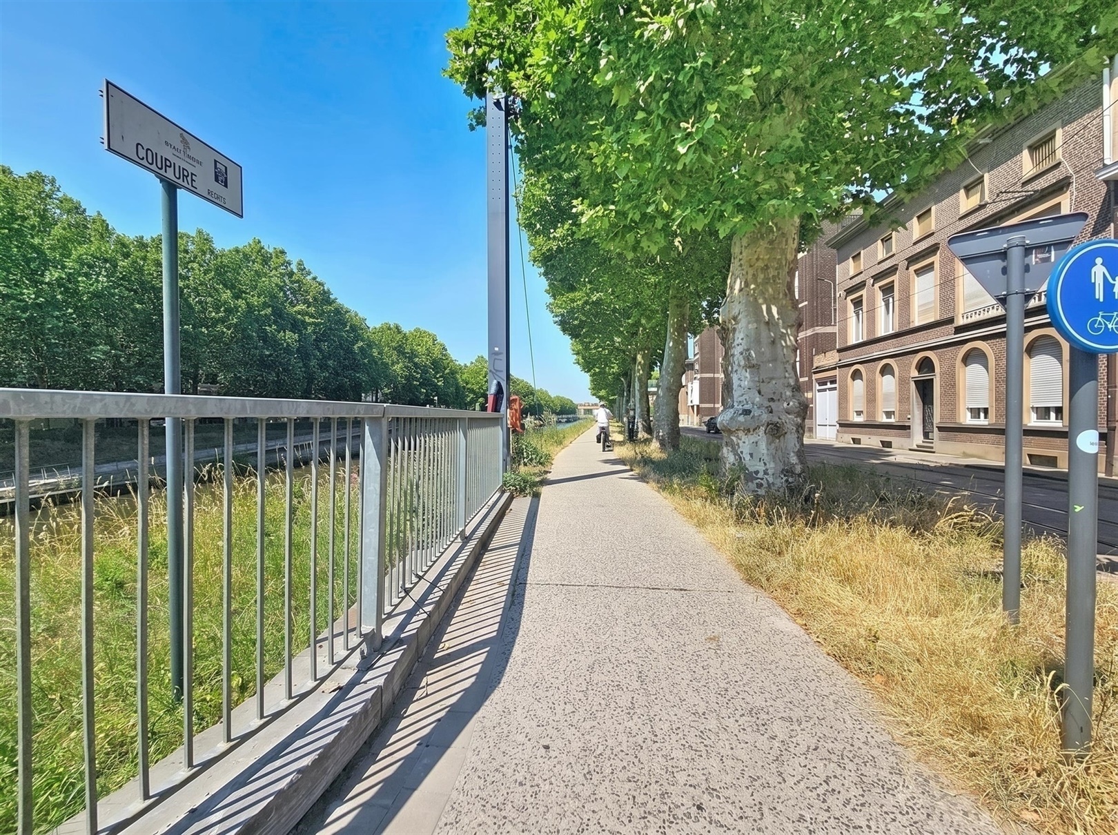 Karaktervolle bel-étage woning nabij de Coupure - foto 3