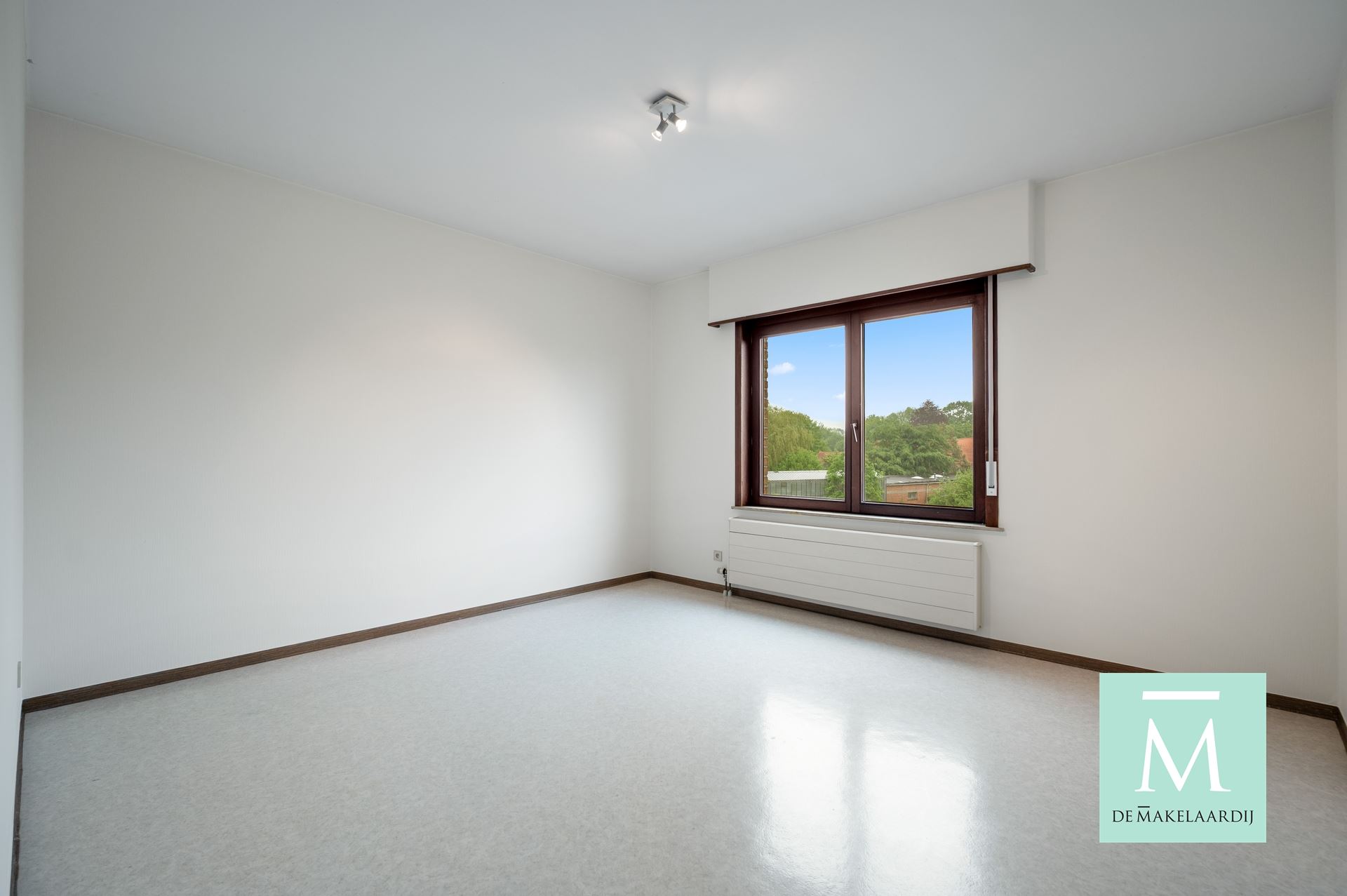 Rustig en mooi gelegen appartement met 3 slaapkamers, terras en garagebox! - foto 5