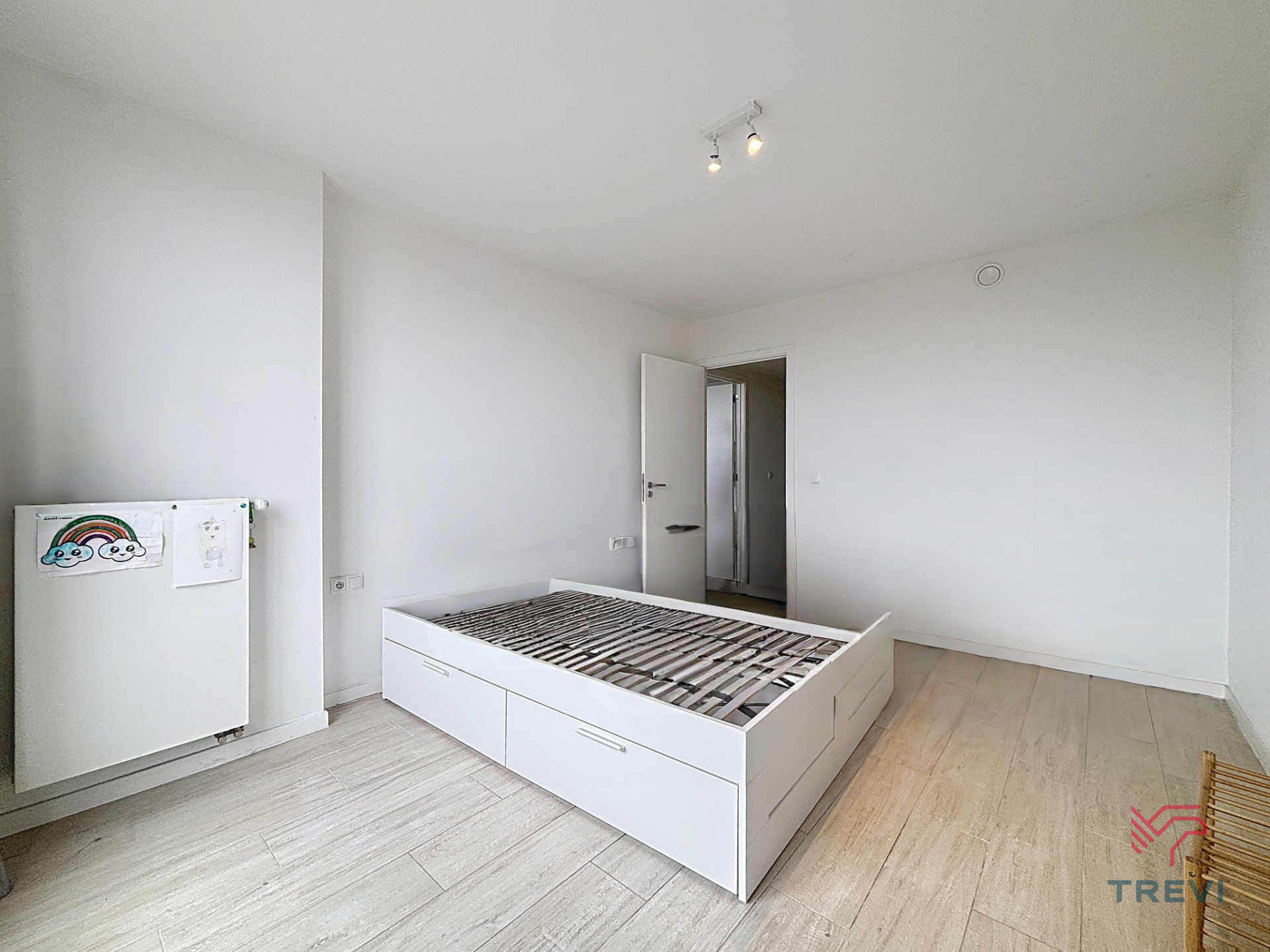 Mooi ongemeubileerd appartement met 1 slaapkamer - foto 5