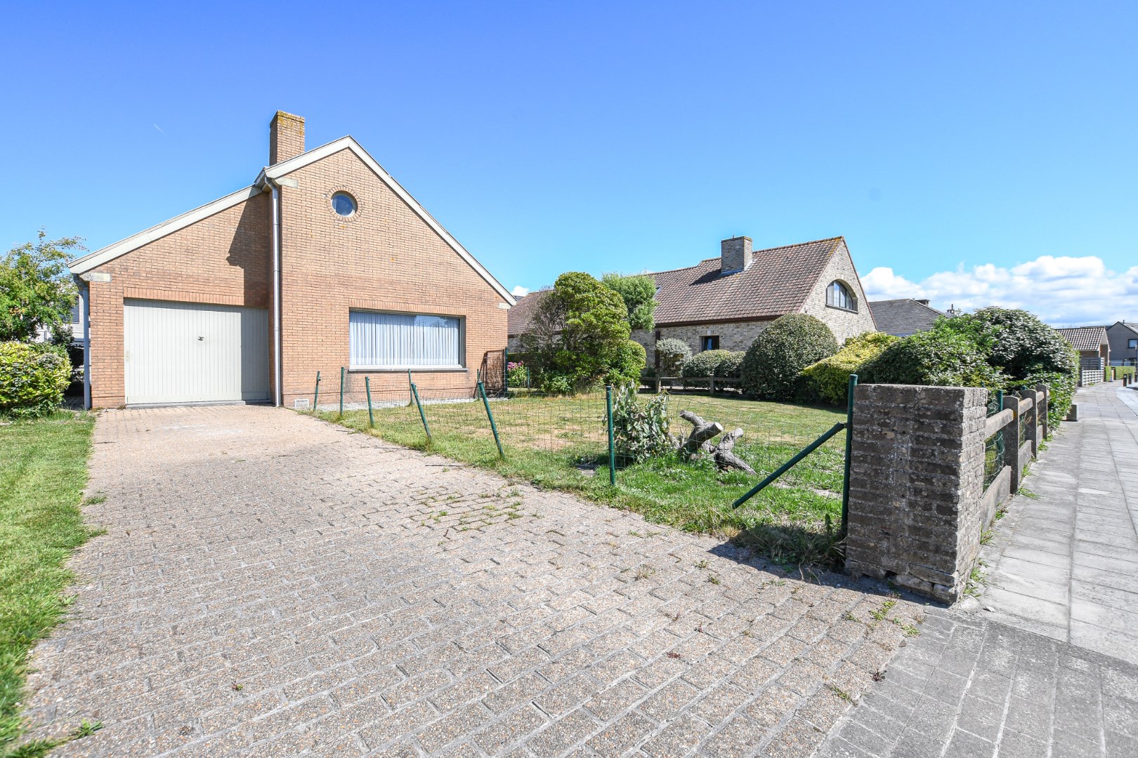 Ruime woning met 5 slaapkamers (3 gelijkvloers), zonnige tuin en topligging in Wenduine! - foto 3