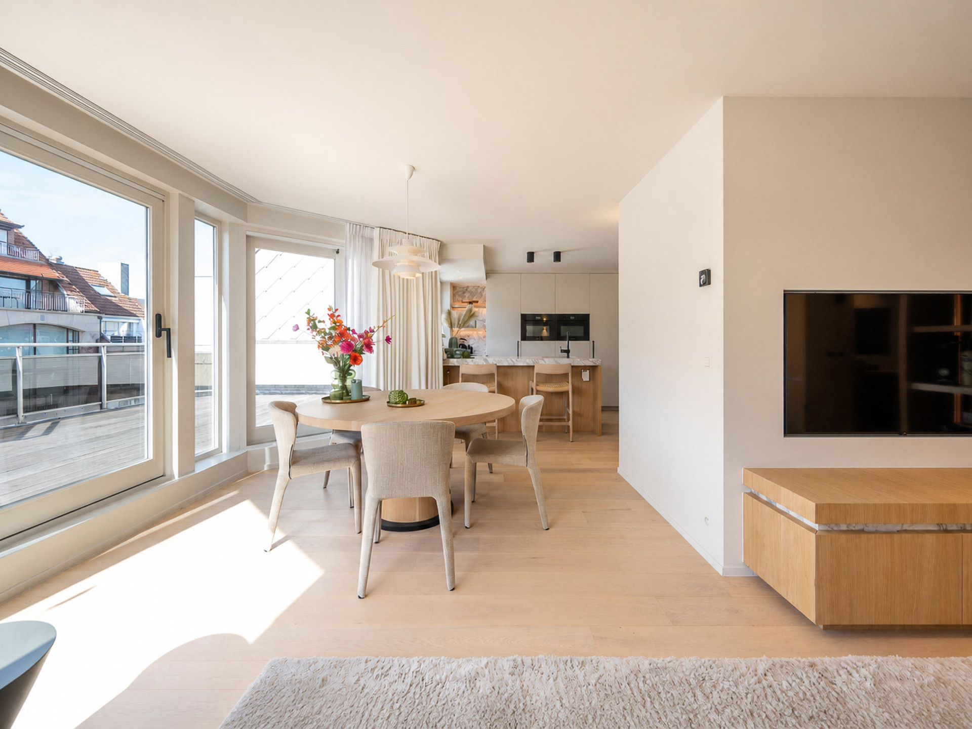 Subliem gerenoveerde penthouse met 3SLK en fenomenale terrassen vlakbij de zee en het centrum - foto 5