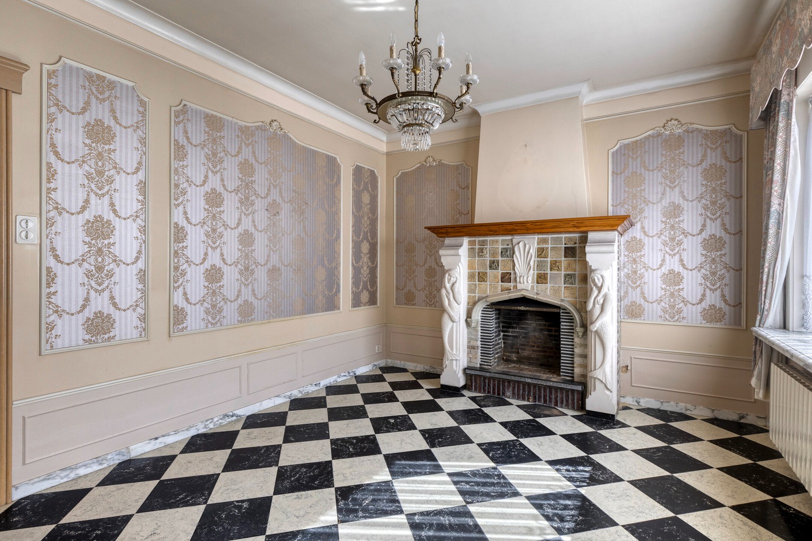 Kloeke woning met 3 slaapkamers, garage en uitzonderlijk diepe tuin te Ardooie - foto 2