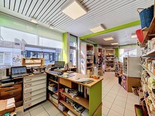 Laura vous présente ce rez-de-chaussée commercial idéalement situé à Aywaille.Développant une superficie d’environ 47 m², ce bien se compose d’un...