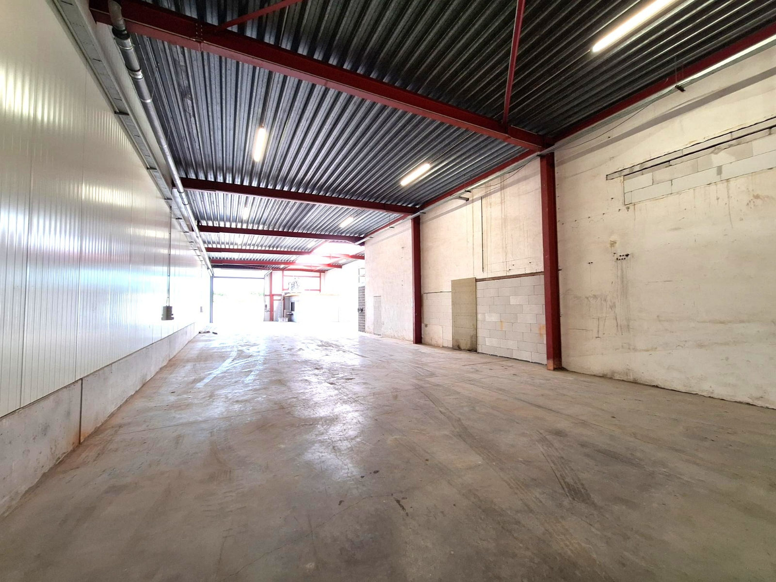 Commercial à louer à Bredene - photo 4