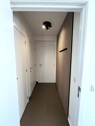 Zeer ruim 2 slaapkamerappartement in Wingene!Bent u op zoek naar een degelijk 2 slaapkamerappartement waar alles voor handen is?Nl: Badkamer, toilet,...