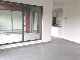 !!!Beschikbaar vanaf 01/06/2026!!!Dit recente nieuwbouwproject in hedendaagse stijl situeert zich vlakbij het centrum van Lier in de wijk "Bogerse...