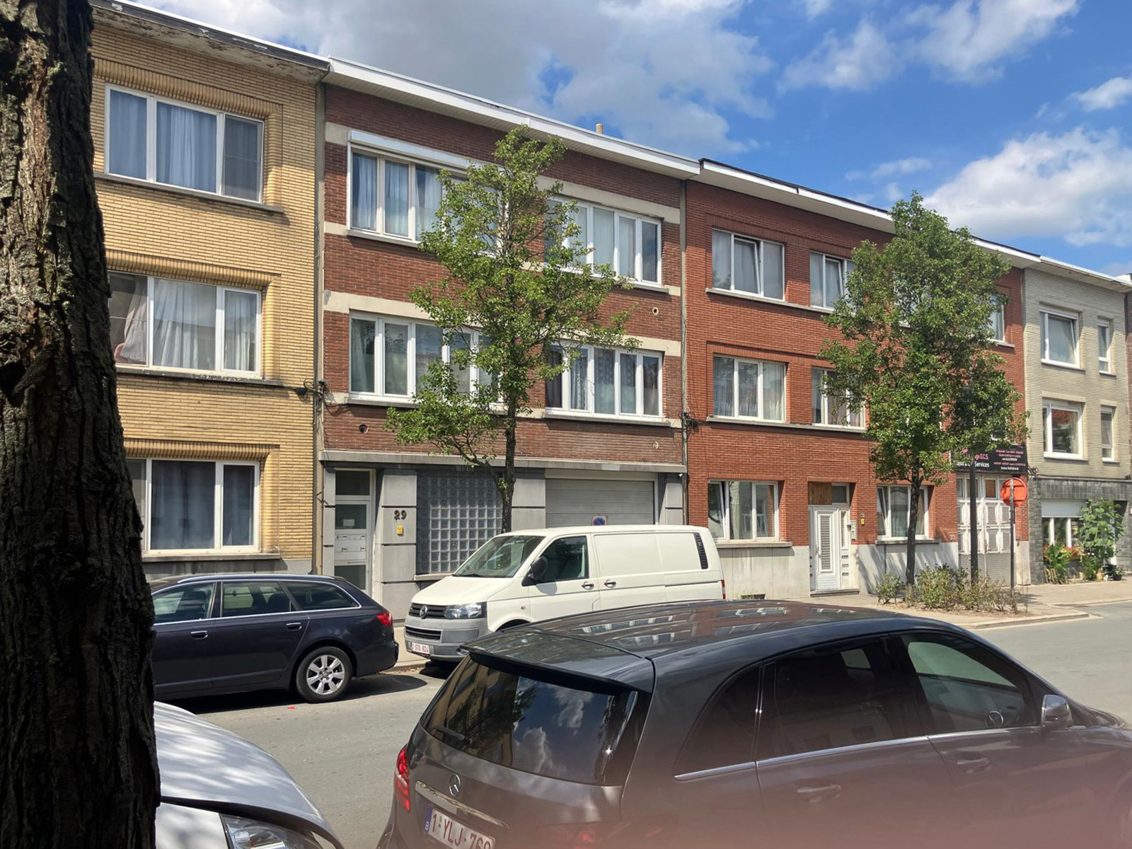 OPBRENGSTEIGENDOM VAN 4 APPARTEMENTEN EN GARAGE - foto 2