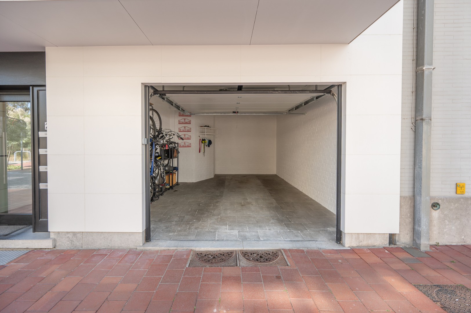 Appartement entièrement rénové avec vue sur Ijzerpark INCLUANT un box de garage au rez-de-chaussée. - photo 5