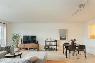 VIVRE AU CŒUR DE BRASSCHAATAu cœur de Brasschaat, surplombant l'Oude Gemeenteplein, se trouve cet appartement spécial dans le Ki. Un lieu de vie...