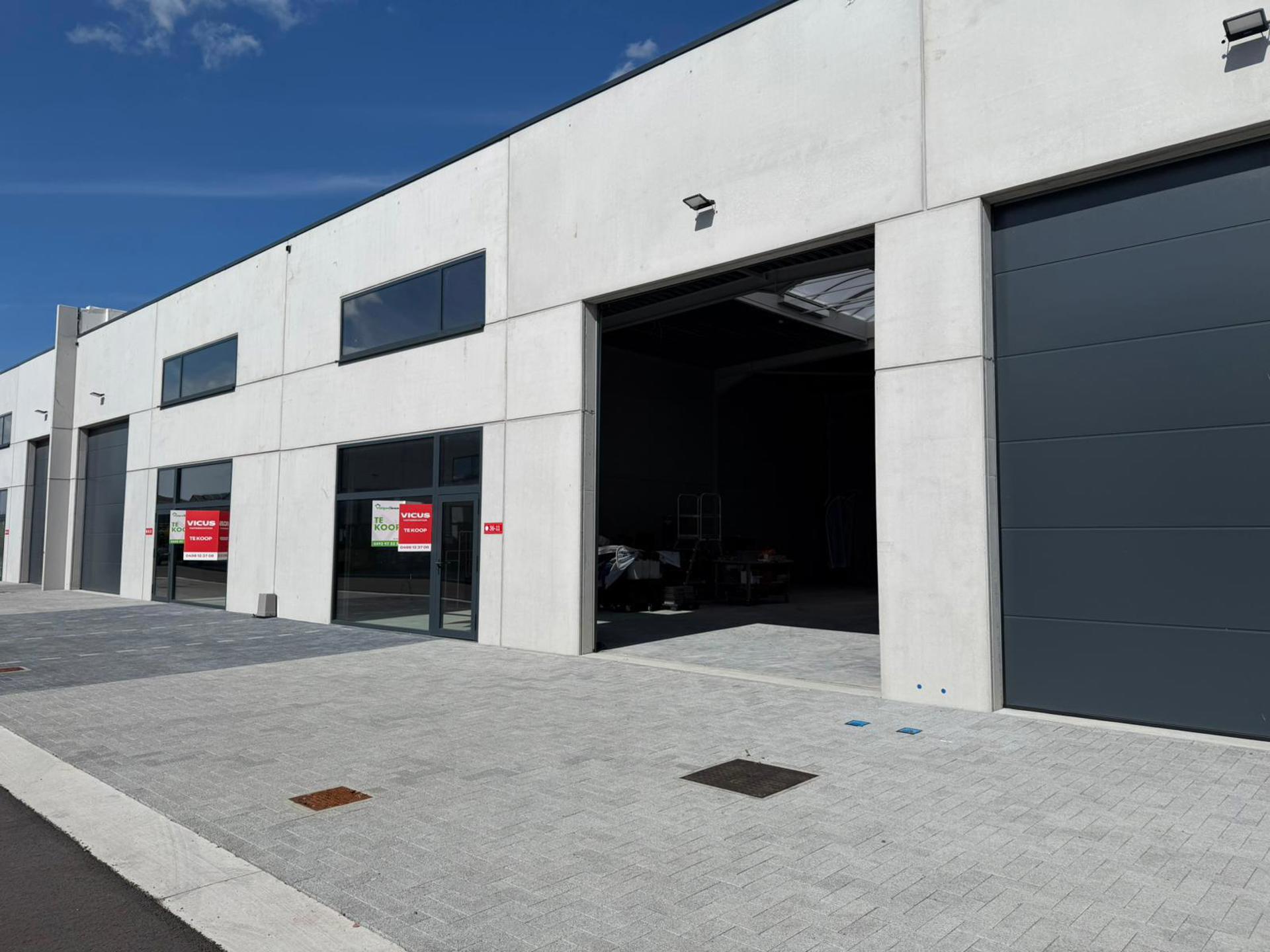 KMO-unit met een opp van 277m2! ONMIDDELLIJK BESCHIKBAAR - foto 1