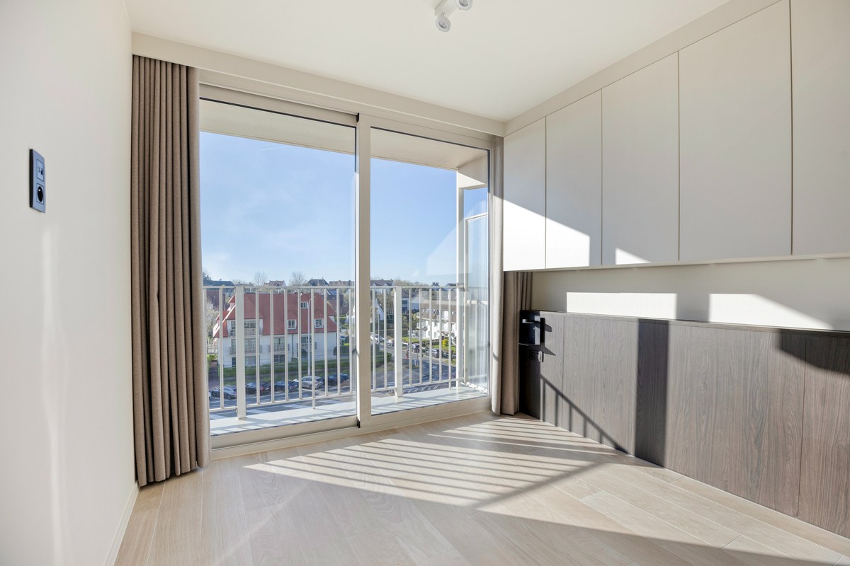 Luxueus gerenoveerd appartement + privé-kelder - foto 5