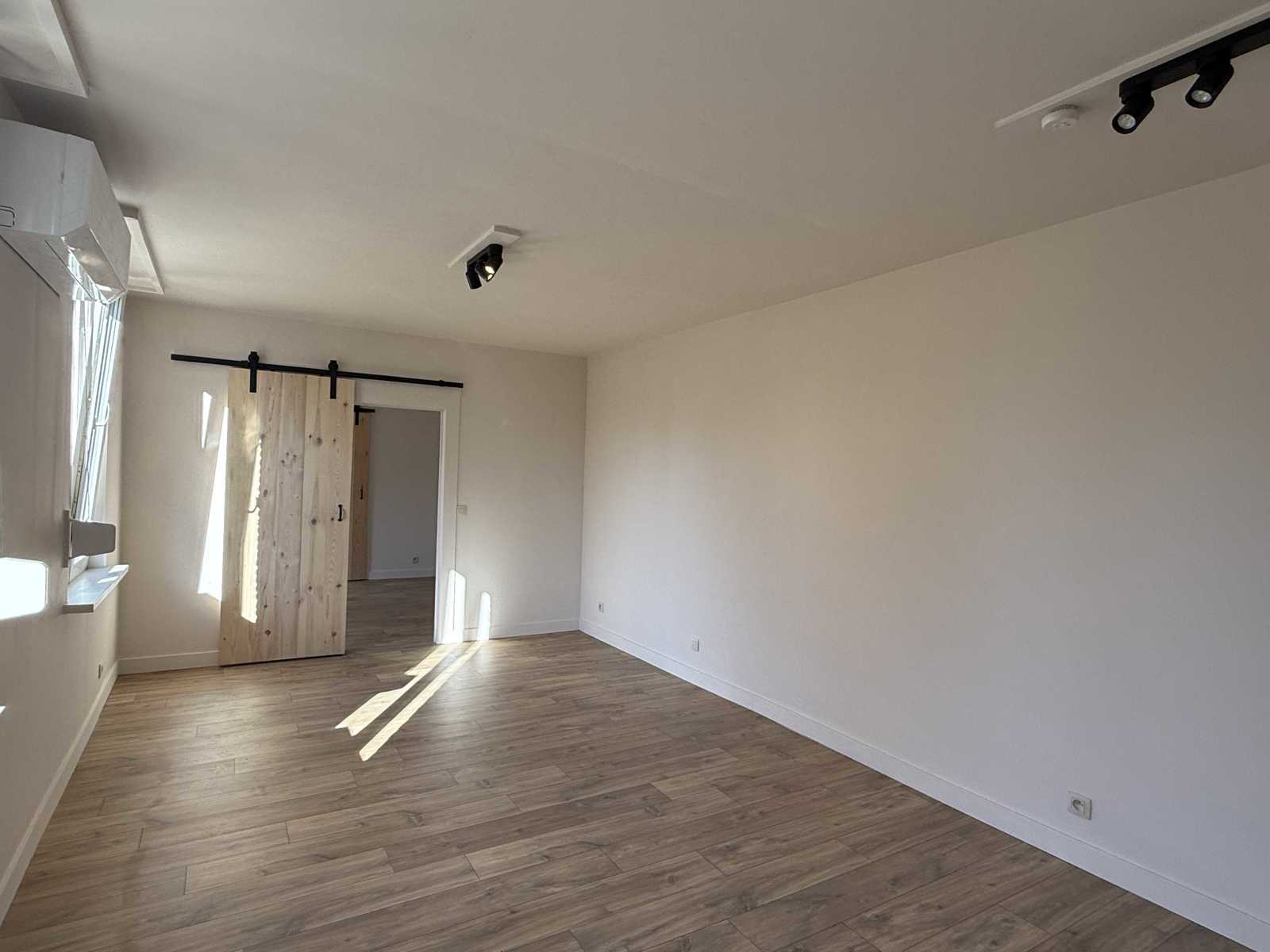 Gerenoveerde woning op 3a 13ca - foto 3