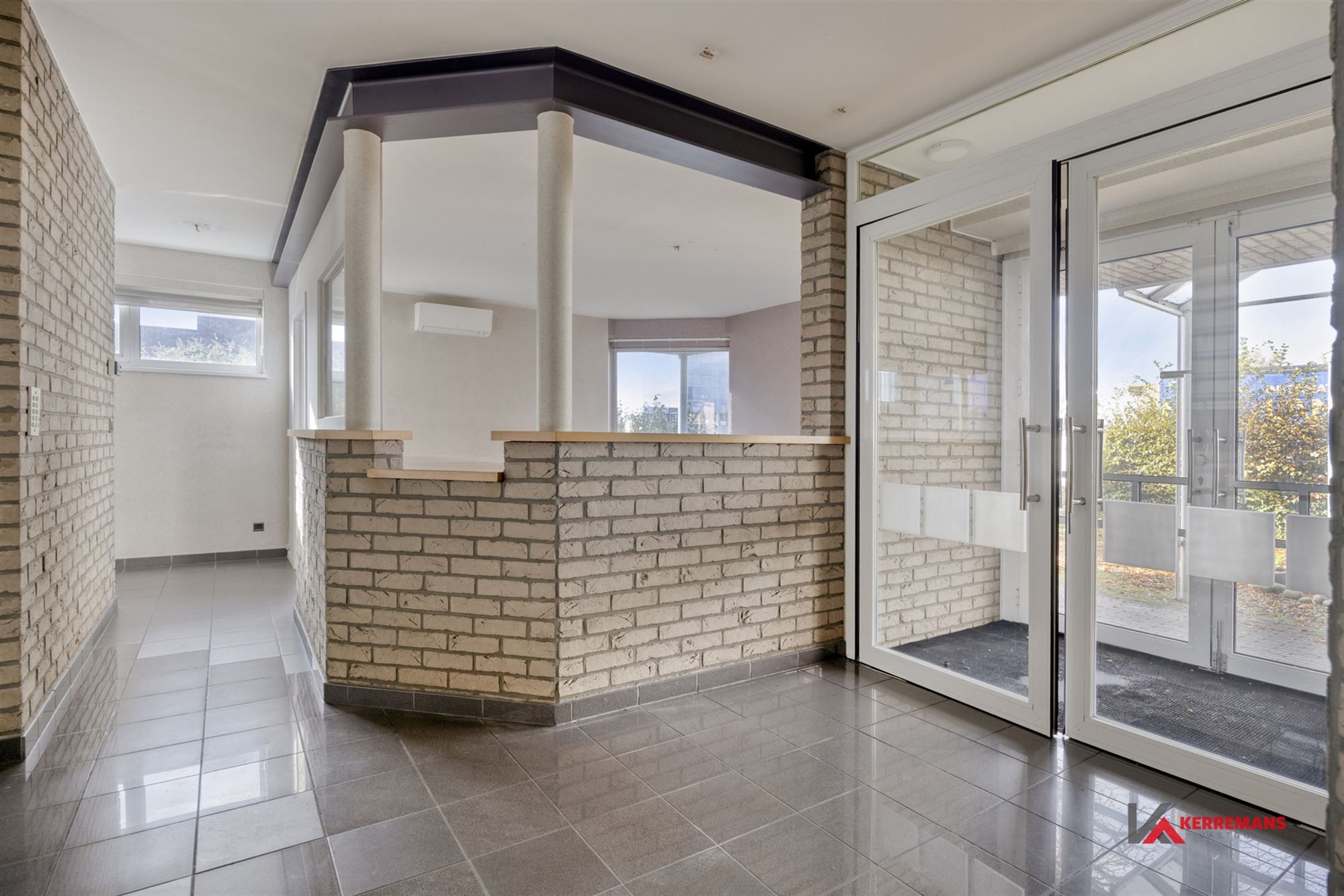 Kantoorgebouw. - foto 3