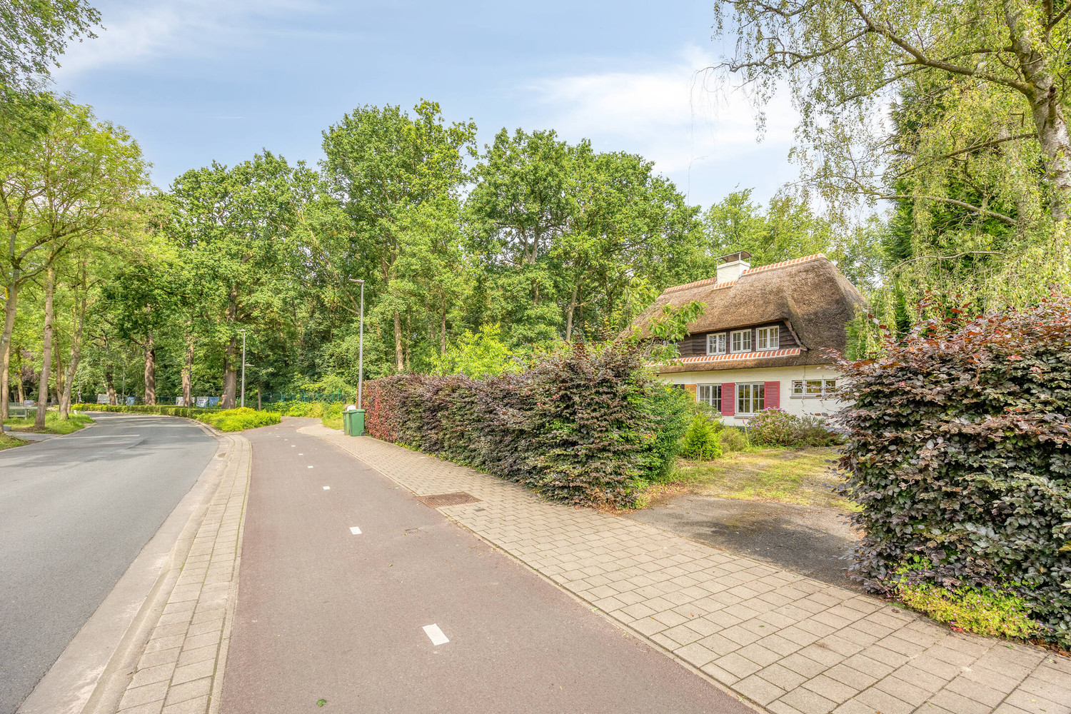 House for sale in Ekeren with 3 bedrooms - photo 2