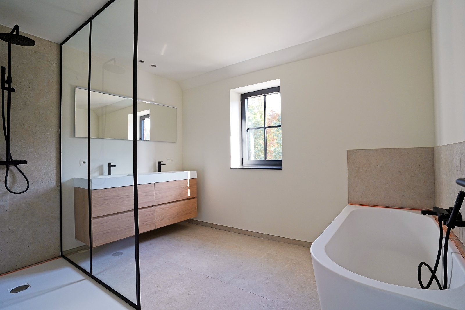 Ruime en moderne nieuwbouwwoning te huur in Klein Sinaai - foto 5
