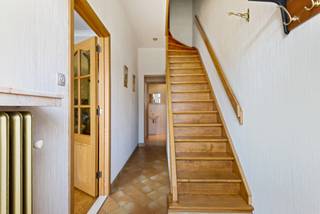 Dit uitzonderlijk eigendom beslaat nummers 25 én 27 op de gegeerde Herfstlei, een rustige straat in een fijne wijk op een boogscheut van de centra...