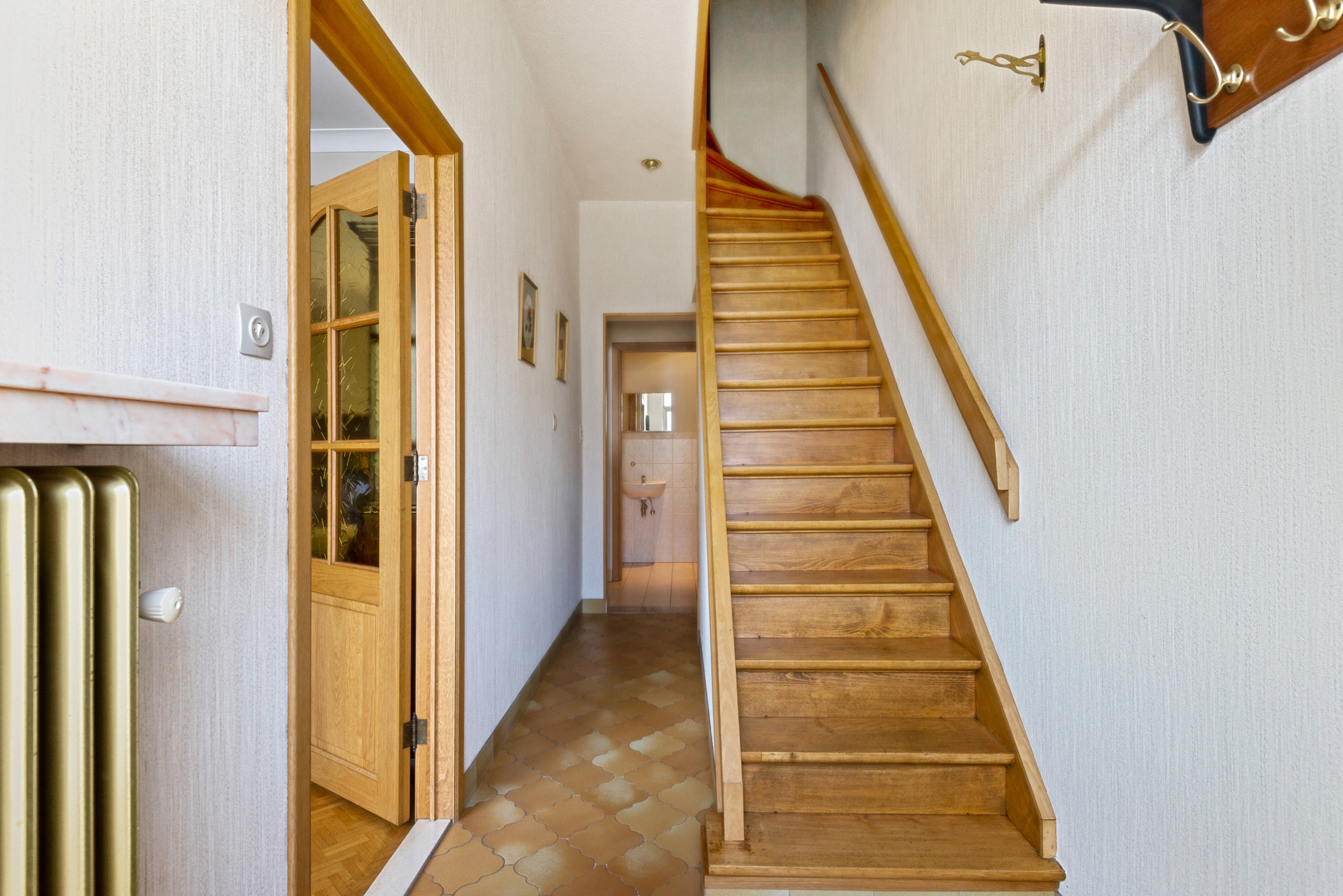 Mooie woning met appartement op toplocatie - mooie tuin - foto 2