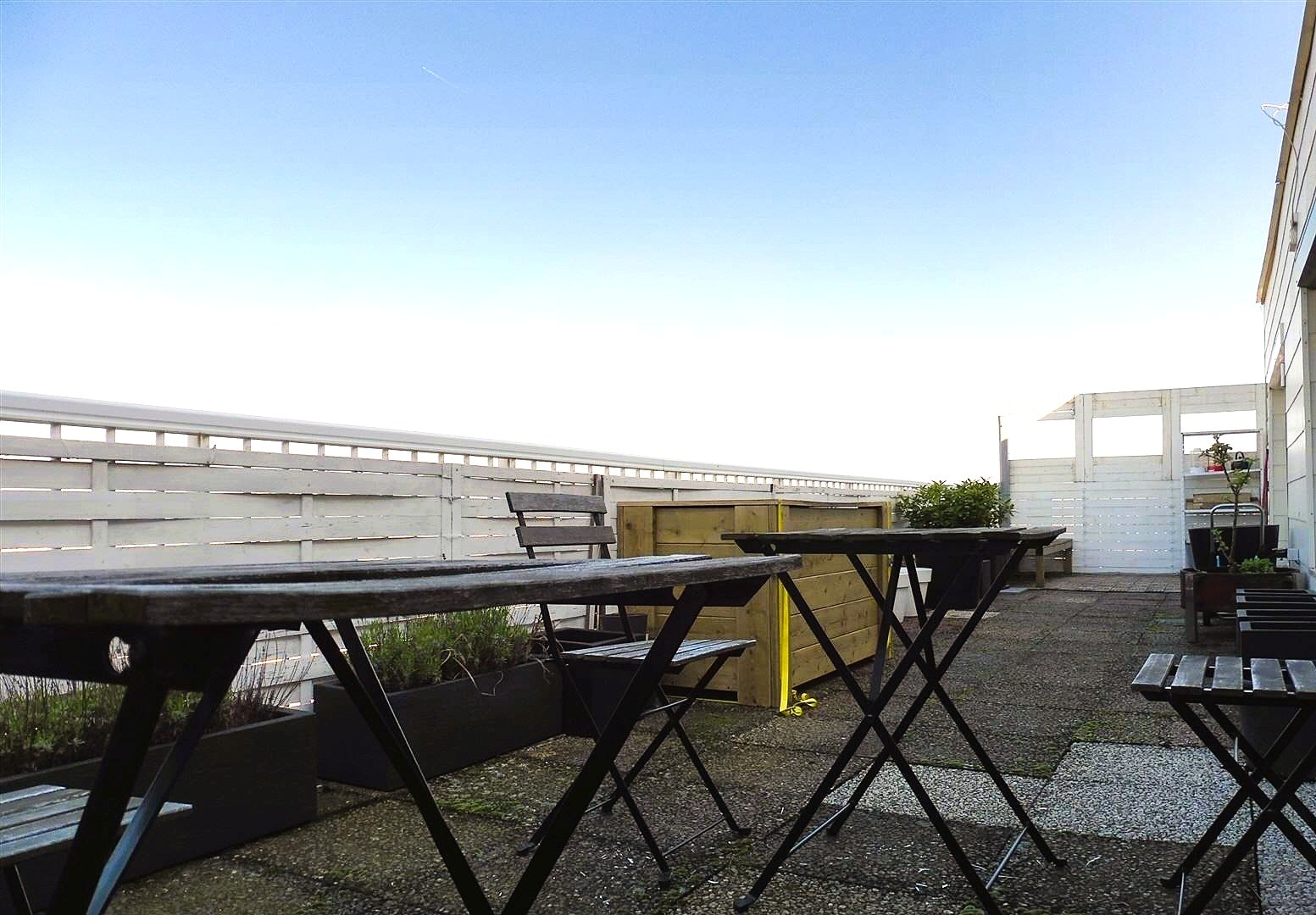 Appartement met uitzonderlijk terras en panoramisch uitzicht! - foto 3