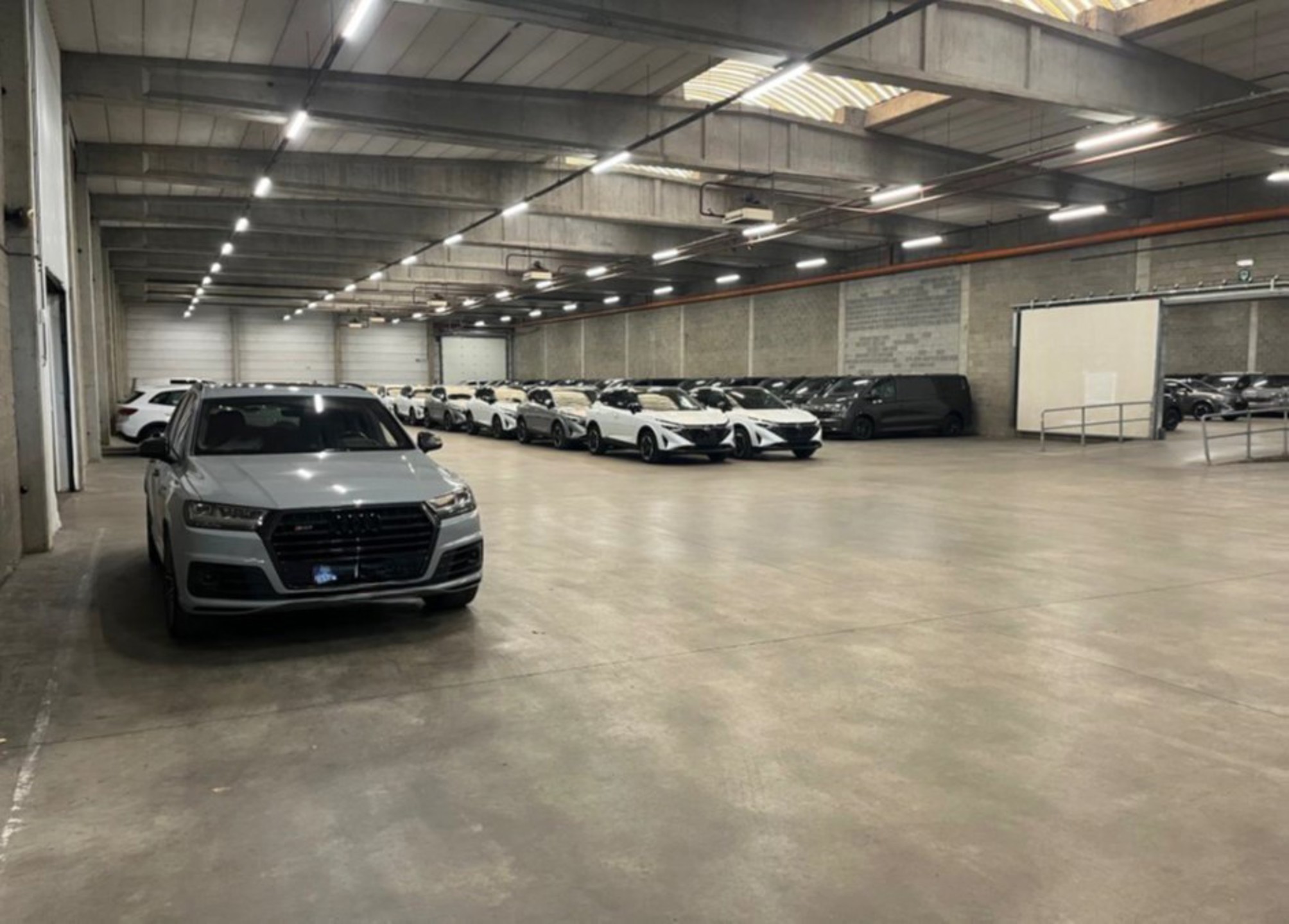 Magazijn 8.037m² met kantoor langs de E17 te huur - foto 3