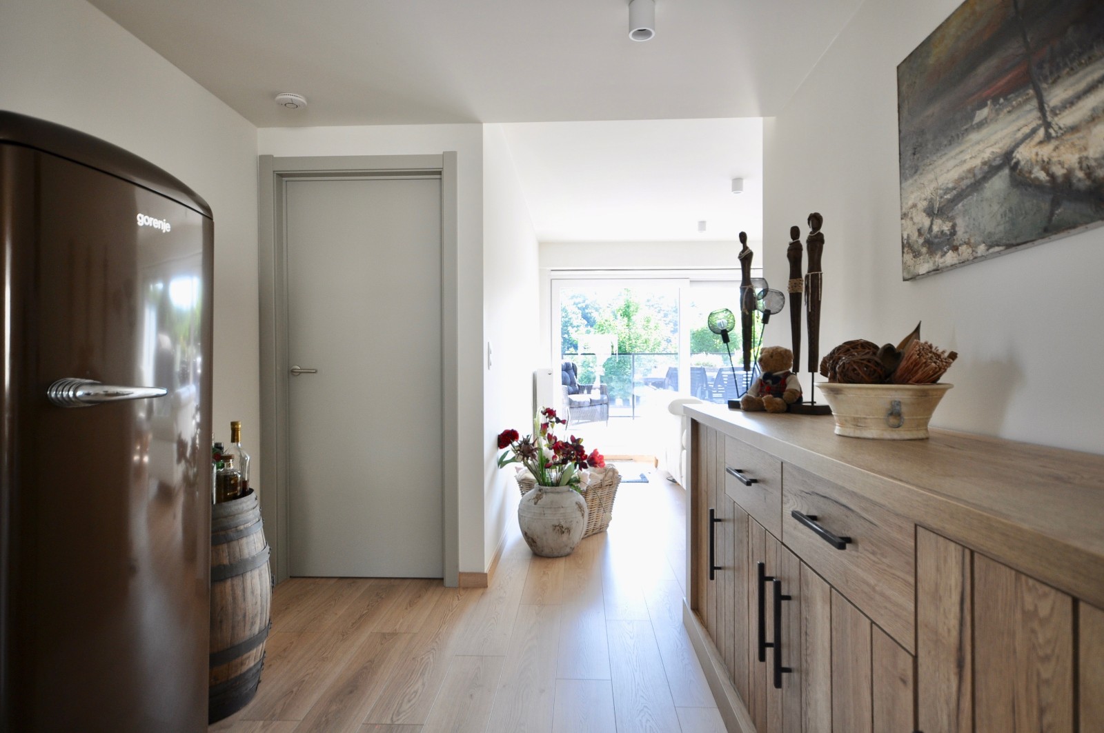 Ruim nieuwbouwappartement met 2 terrassen en parkeerplaats in het centrum van Berchem - foto 5