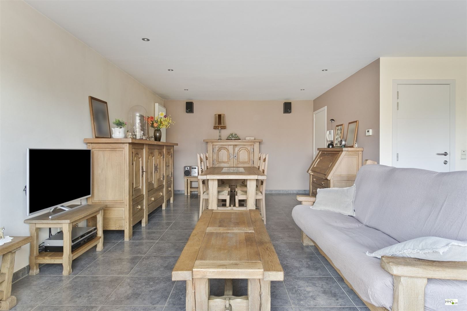 Apartment for sale in Assebroek with 2 bedrooms - photo 4