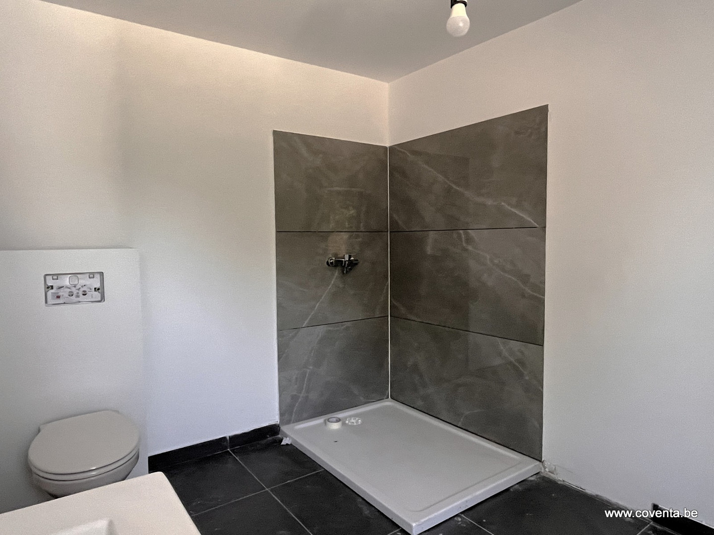 Maison rénovée avec 4 chambres, jardin et garage à Roeselare - photo 5