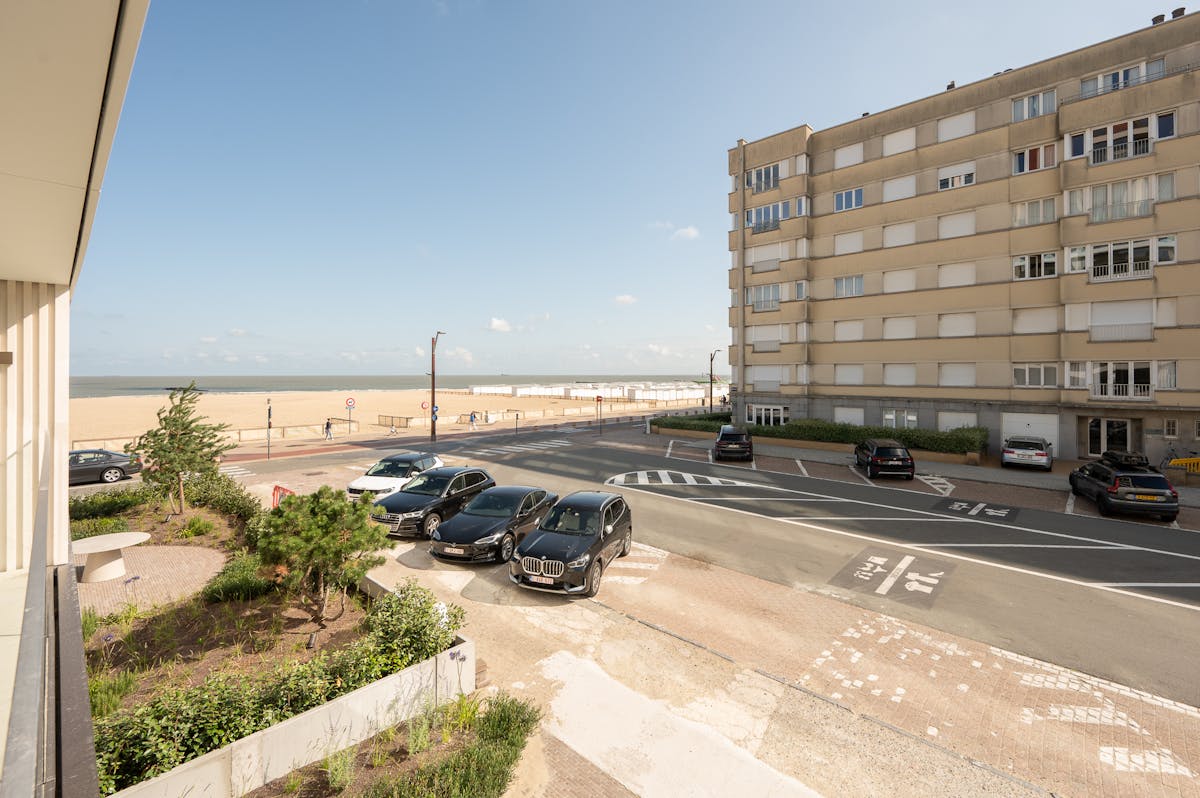 Newly built apartment with sea view for sale in Knokke - photo 1