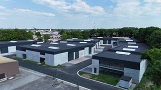 KMO-unit 255m² in het gloednieuwe bedrijvenpark Nexus, gelegen aan de Venecolaan in Aalter – op een topligging tussen Gent en Brugge, vlak bij de...