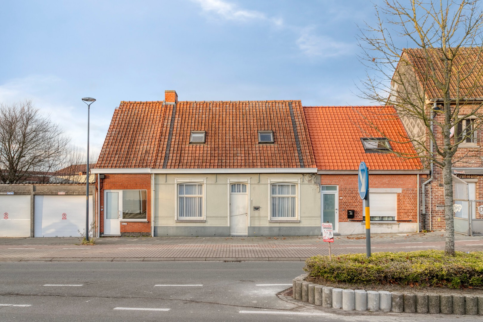 Gezellige tussenwoning met 3 slaapkamers in het centrum van Roeselare-Beveren - foto 2