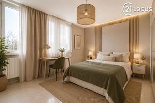 <p><span>Ruime gezinswoning met 4 slaapkamers, 2 badkamers en EPC B</span></p><p><span>Bent u op zoek naar een ruime gezinswoning waar comfort, energiezuinigheid en een centrale ligging hand in hand gaan? Dan is deze verzorgde woning beslist een bezoek waard.</span></p><p><span>Woensdag 22 juli aanstaande Discovery day op afspraak bel snel 03 755 77 05.</span></p><p><span>Achter de gevel schuilt een verrassend ruime woning met een aangename indeling en een warme, huiselijke sfeer. De lichtrijke leefruimte vormt het hart van de woning en biedt alle ruimte om samen te genieten met familie en vrienden. Aansluitend bevindt zich de volledig uitgeruste keuken, praktisch ingericht en voorzien van alle nodige comfort.</span></p><p><span>Met vier volwaardige slaapkamers en twee badkamers beschikt deze woning over alle ruimte die een modern gezin nodig heeft. Of u nu extra slaapkamers wenst, een thuiskantoor of een hobbyruimte, deze woning past zich moeiteloos aan uw levensstijl aan.</span></p><p><span>Ook op energetisch vlak scoort deze woning uitstekend dankzij het gunstige EPC-label B en de aanwezige zonnepanelen, wat resulteert in een energiezuinige en toekomstgerichte woning.</span></p><p><span>De ligging is een extra troef. U woont in een aangename woonomgeving met scholen, winkels, openbaar vervoer en belangrijke verbindingswegen op korte afstand. Zo geniet u dagelijks van een vlotte bereikbaarheid zonder in te boeten aan wooncomfort.</span></p><p><span>Troeven</span></p><p><span>? 4 volwaardige slaapkamers</span></p><p><span>? 2 badkamers</span></p><p><span>? EPC-label B</span></p><p><span>? Zonnepanelen</span></p><p><span>? Ruime en lichtrijke leefruimte</span></p><p><span>? Volledig uitgeruste keuken</span></p><p><span>? Ideale gezinswoning</span></p><p><span>? Centrale ligging nabij scholen, winkels en openbaar vervoer</span></p><p><span>Bent u benieuwd naar de ruimte en mogelijkheden die deze woning te bieden heeft? Neem vandaag nog contact met ons op en plan uw bezoek.</span></p>