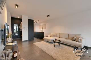 Energiezuinig duplexappartement in groene omgeving Dit duplexappartement met luxueuze afwerkingsgraad is top ingericht. Op de 1ste verdieping vinden...