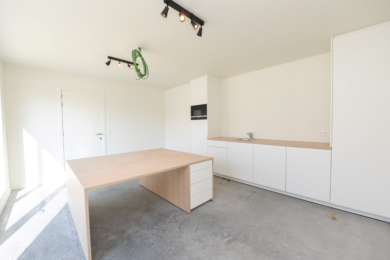 Instapklare kantoorruimte te huur te Olsene. - foto 5