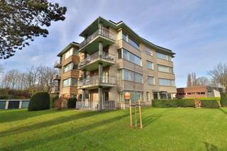 *** QUICK SALE *** Bieden vanaf 155.000 EUR* Gezellig en goed gelegen appartement met één slaapkamer. Nabij alle voorzieningen vinden we dit...