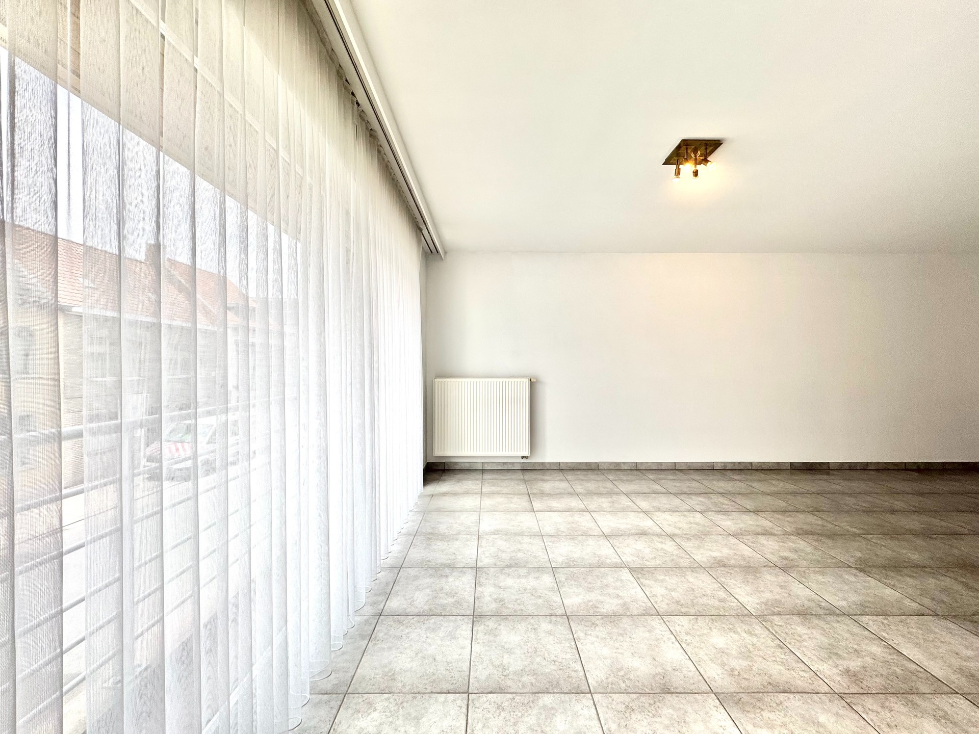 Apartment for rent in Oostrozebeke with 2 bedrooms - photo 4