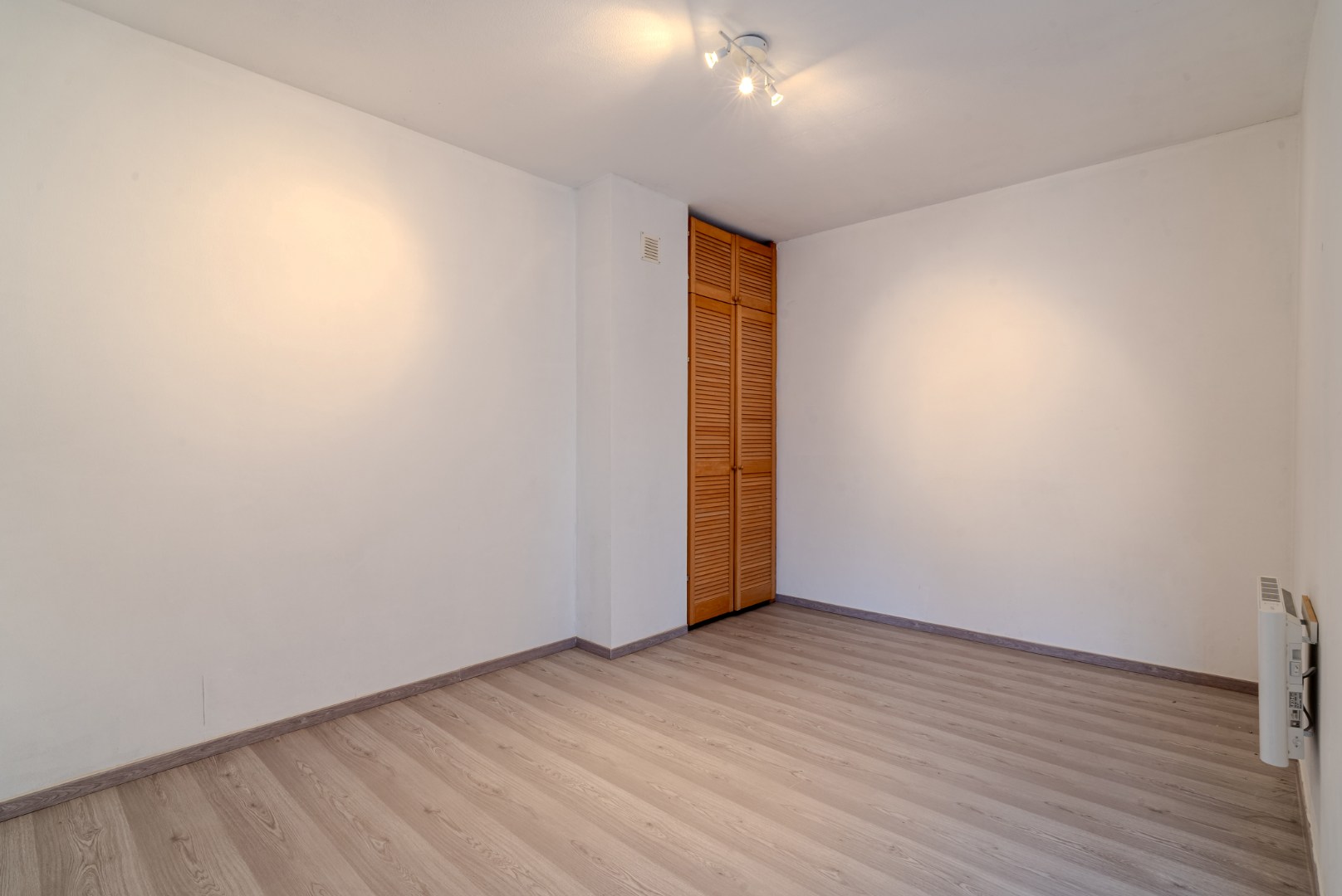 Instapklare en lichtrijke studio in Westende-Bad - foto 5