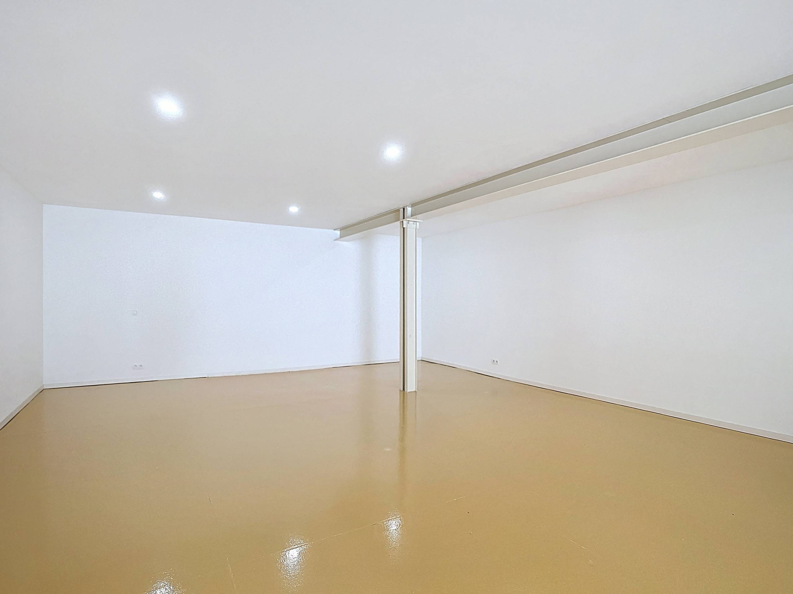 Commerciële ruimte of atelier in het centrum van Gooik - foto 5