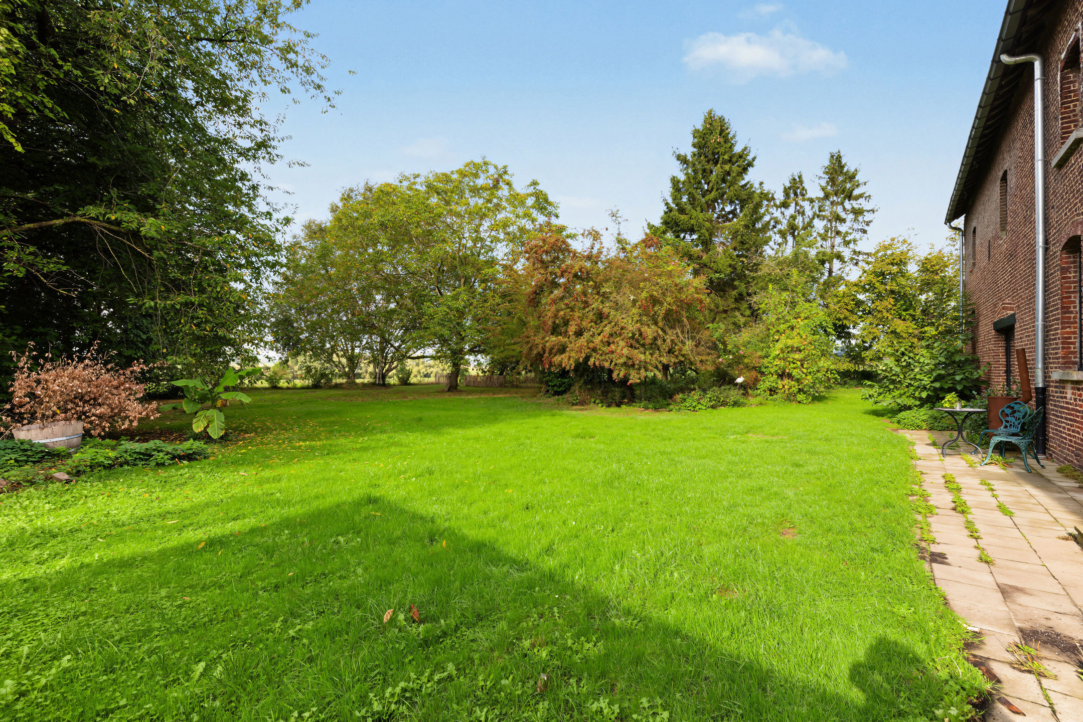 Charmant en instapklaar landhuis met prachtige tuin op 20a - foto 3